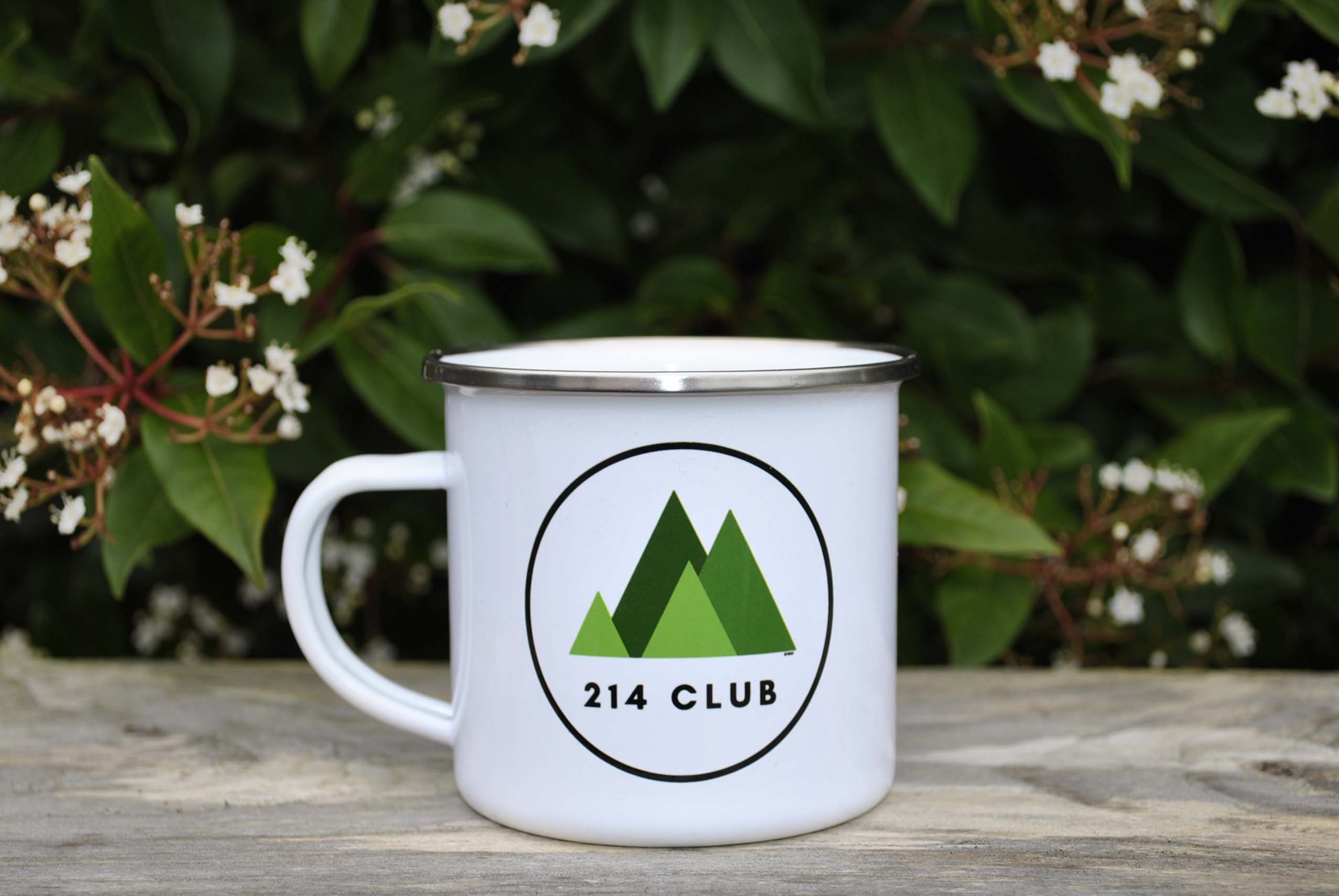 Alfred Wainwright 214 club enamel mug.jpg