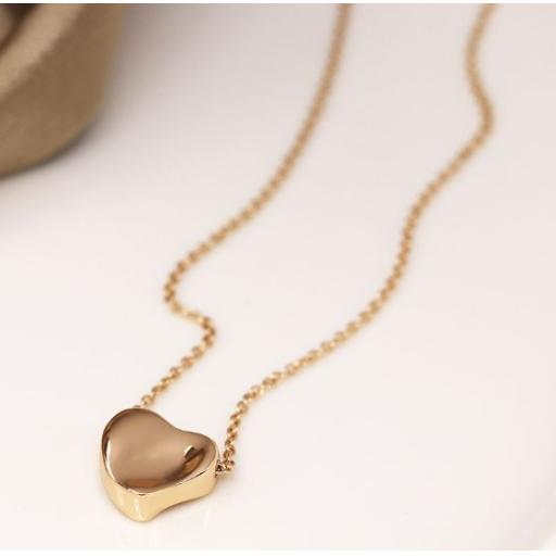 PEACE OF MIND FAUX GOLD WAVY HEART NECKLACE